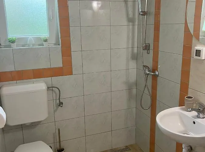 Luna Apartment *