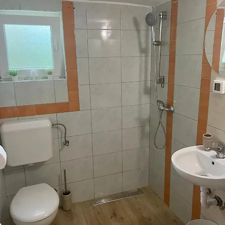 Luna Apartament *
